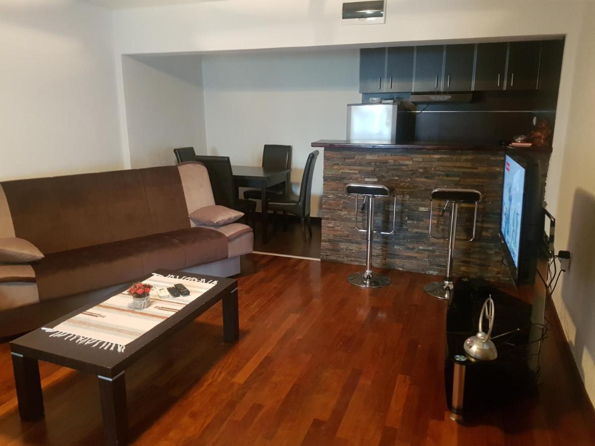 Bujic Apartment Petrovac Eksteriør billede
